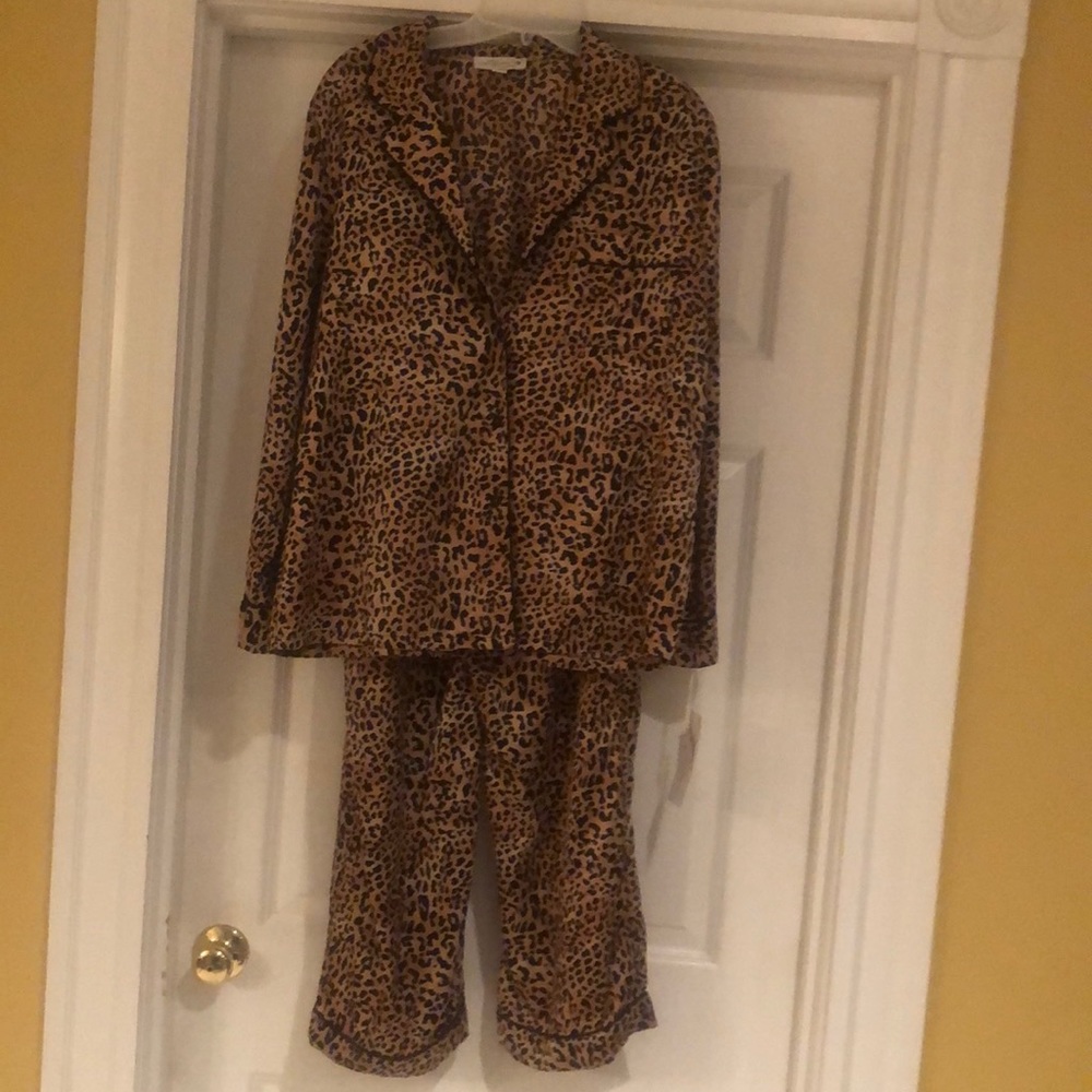 Women’s 2-piece pajama set - size Large